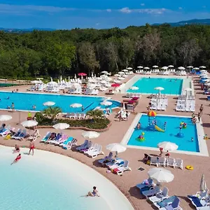Hu Village 3* Монтескудайо
