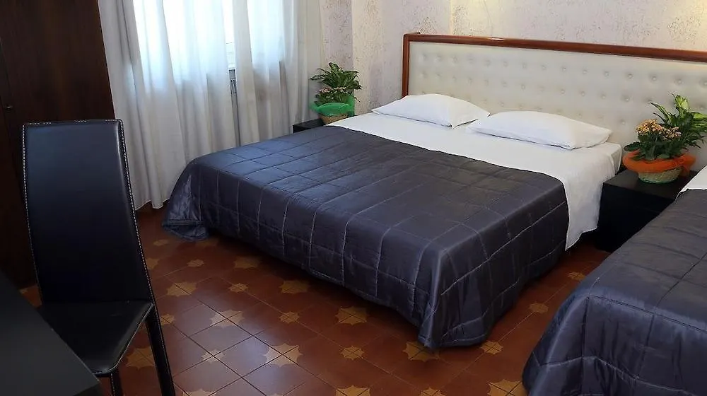 Roma Room Hotel